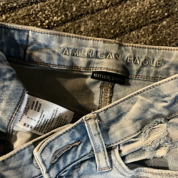 American Eagle Hi Rise Jegging size 2 - Picture 3 of 6